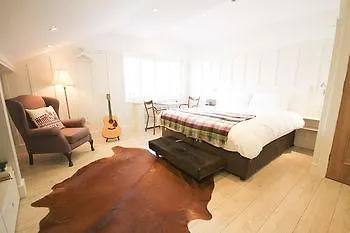 Hotel Quinlan & Cooke Boutique Townhouse 3*
